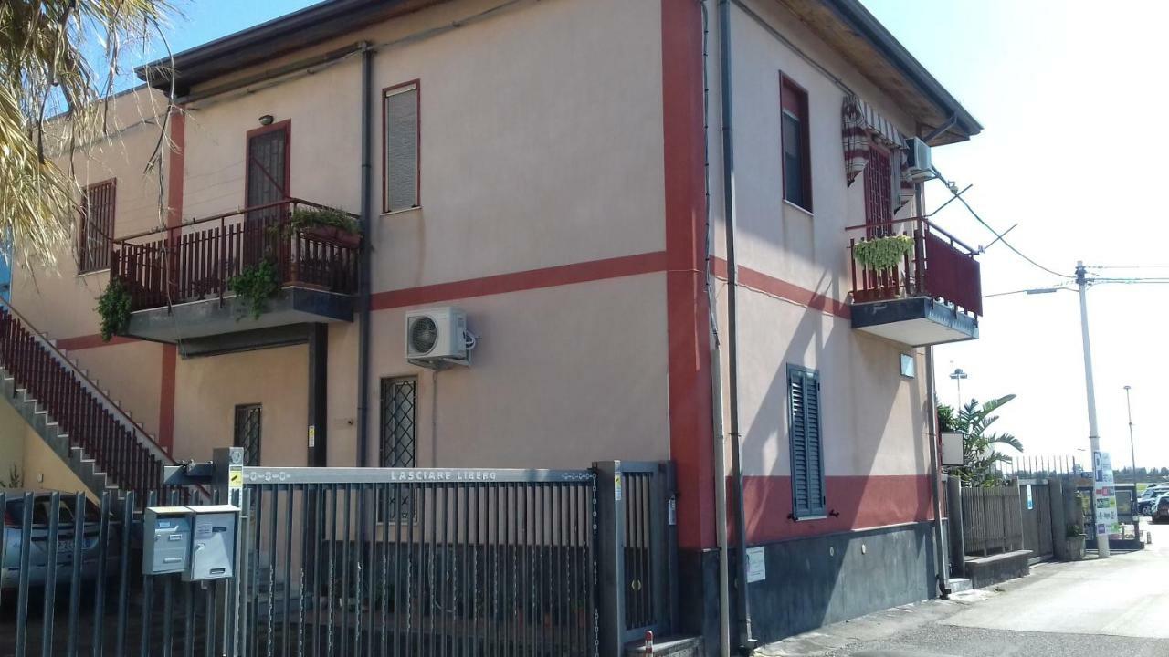 Fontanarossa Airport Apartment Катанія Екстер'єр фото